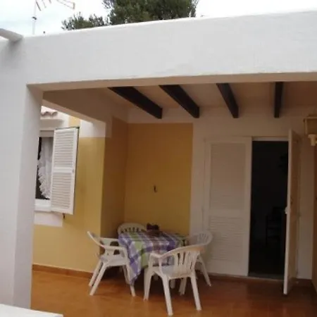 Adosado En Cala Blanca 1 木屋