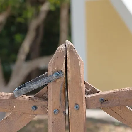 木屋 Adosado En Cala Blanca 1 卡拉布兰卡